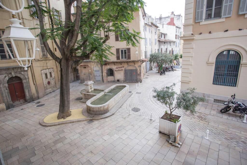 Gregbnb - Centre Ancien - T2 Street Art - Wifi Тулон Екстериор снимка